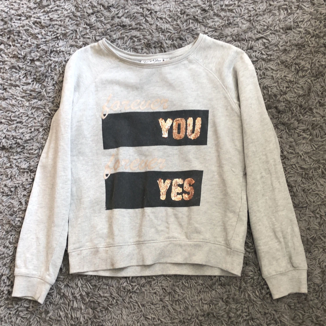 Grå oversized sweatshirt