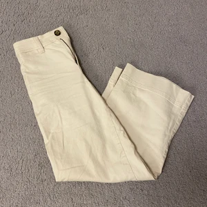 Jeans storlek 34 - Jeans från hm med raka ben, sällan använda 