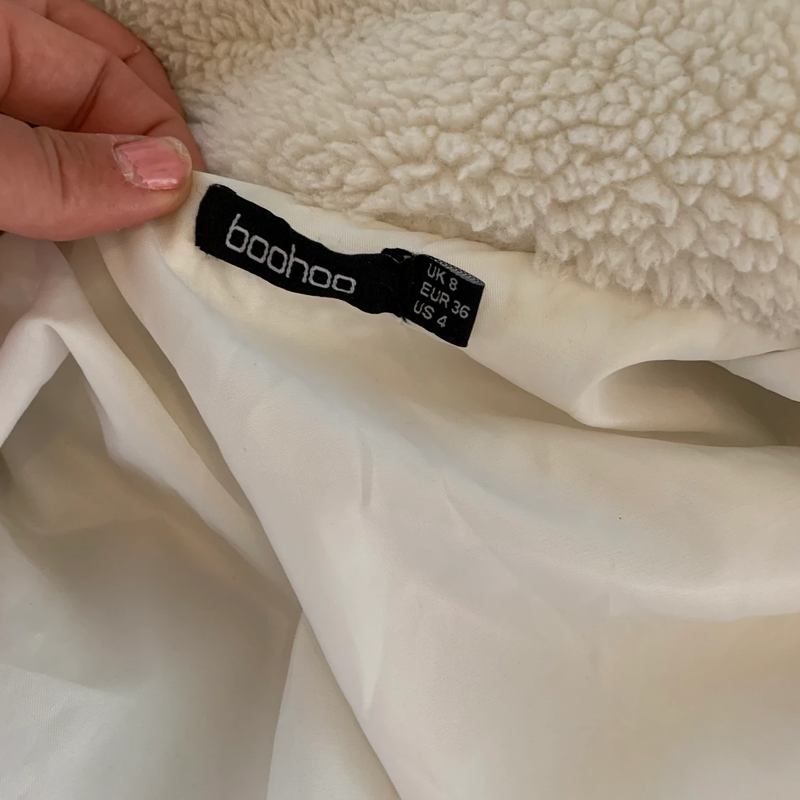 Vit pälsjacka  - 91