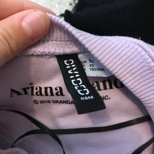 Ariana grande hoodie - Från h&m ”7 rings”