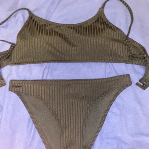 Bikini - Bikini set från Cubus testad ungefär 2 gånger. Inga fläckar eller sånt (nyskick)🖤