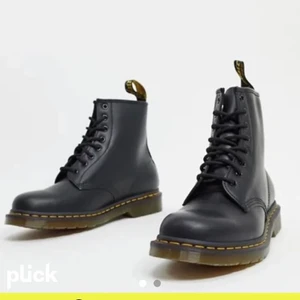 Dr martens  - Fina svarta dr martens. Använda 1gång