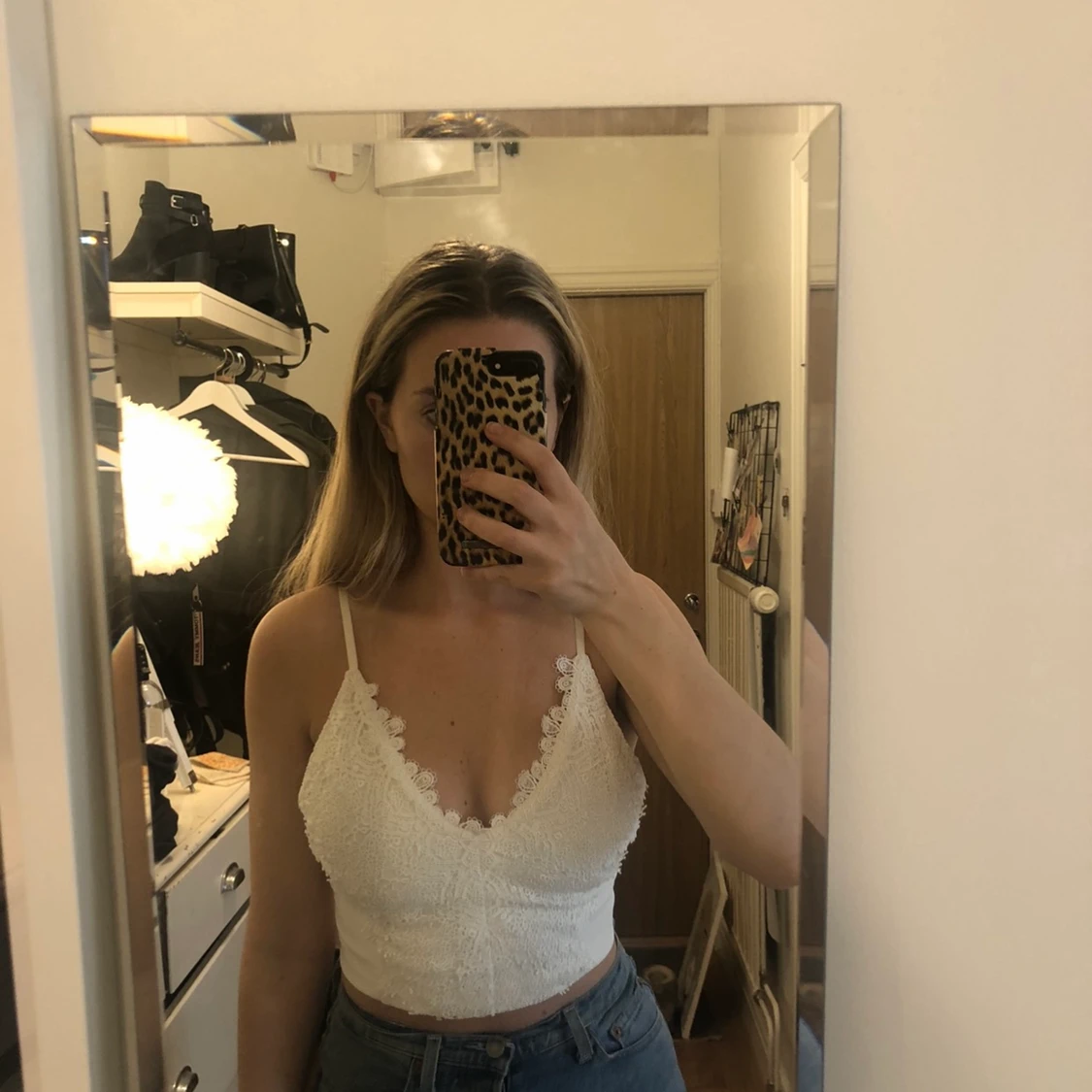 Sommartopp vit med spets