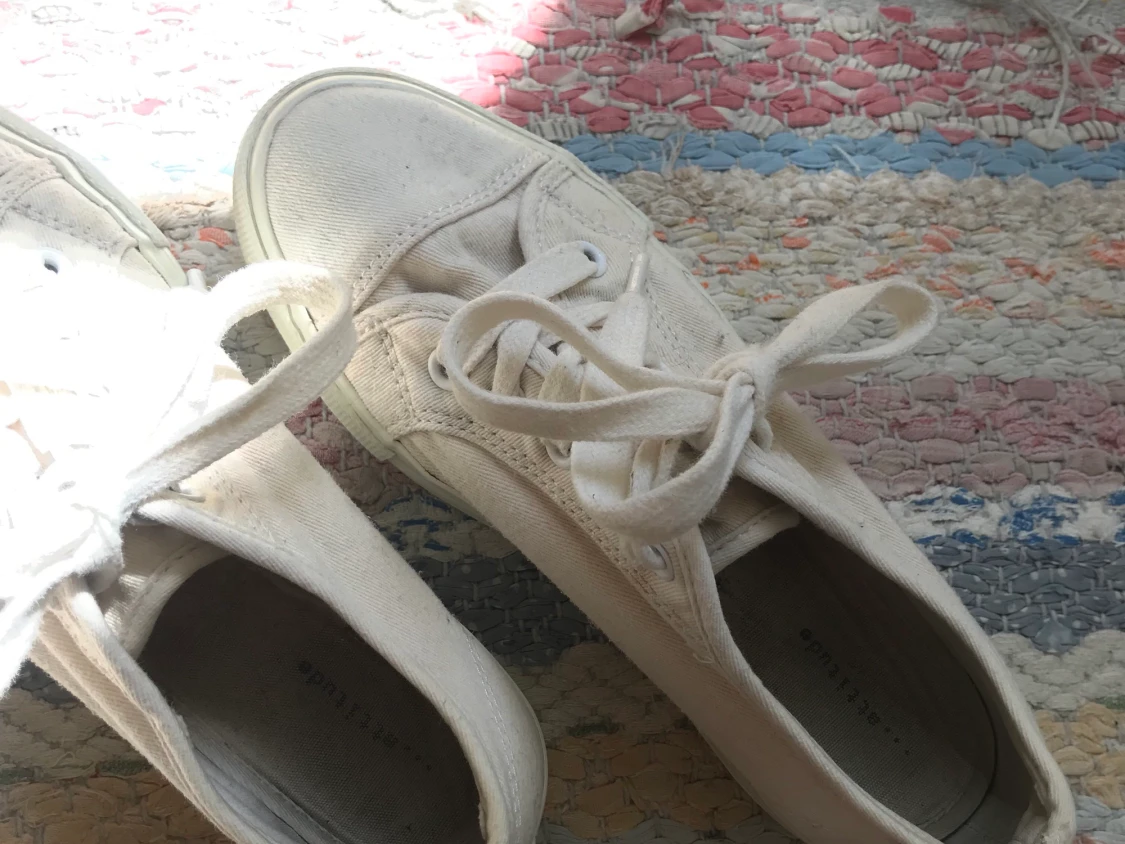 Vita sneakers - strl 36 - 91