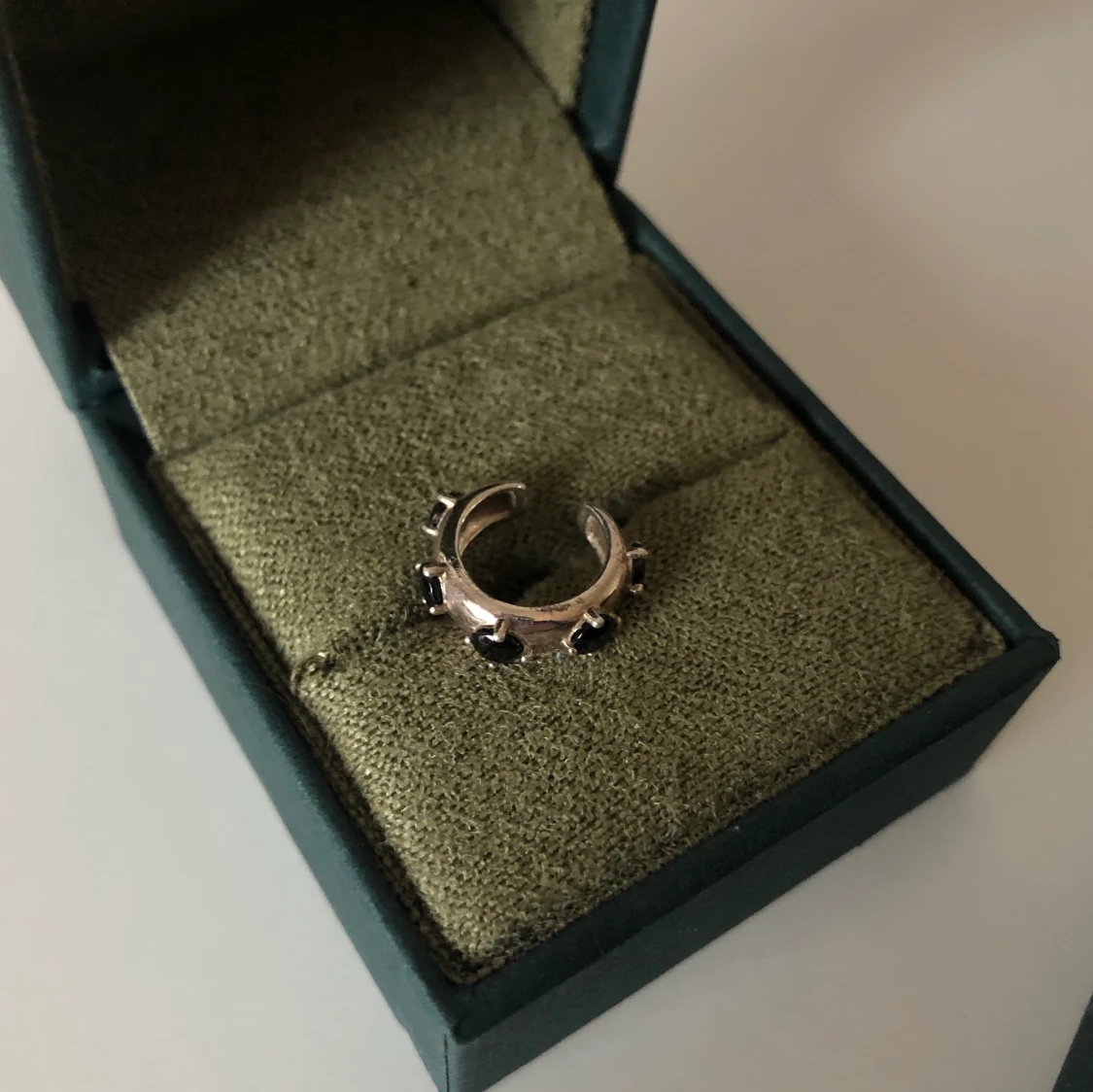 Earcuff från Maria Nilsdotter - 90