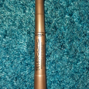 Ny teleskope maskara - Helt ny ord pris 199 säljer för 50 kr