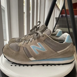 New Balance 554 - New Balance 554 sneakers strl. 39. Väl använda i bra skick. Kan fraktas, köparen står för kostnaden.