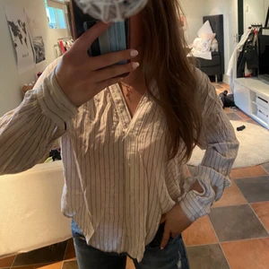 Randig skjorta - Randig skjorta i strl 38