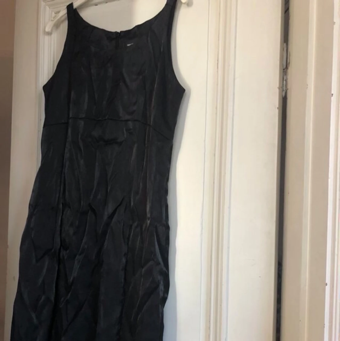 Svart, lång klänning - 90