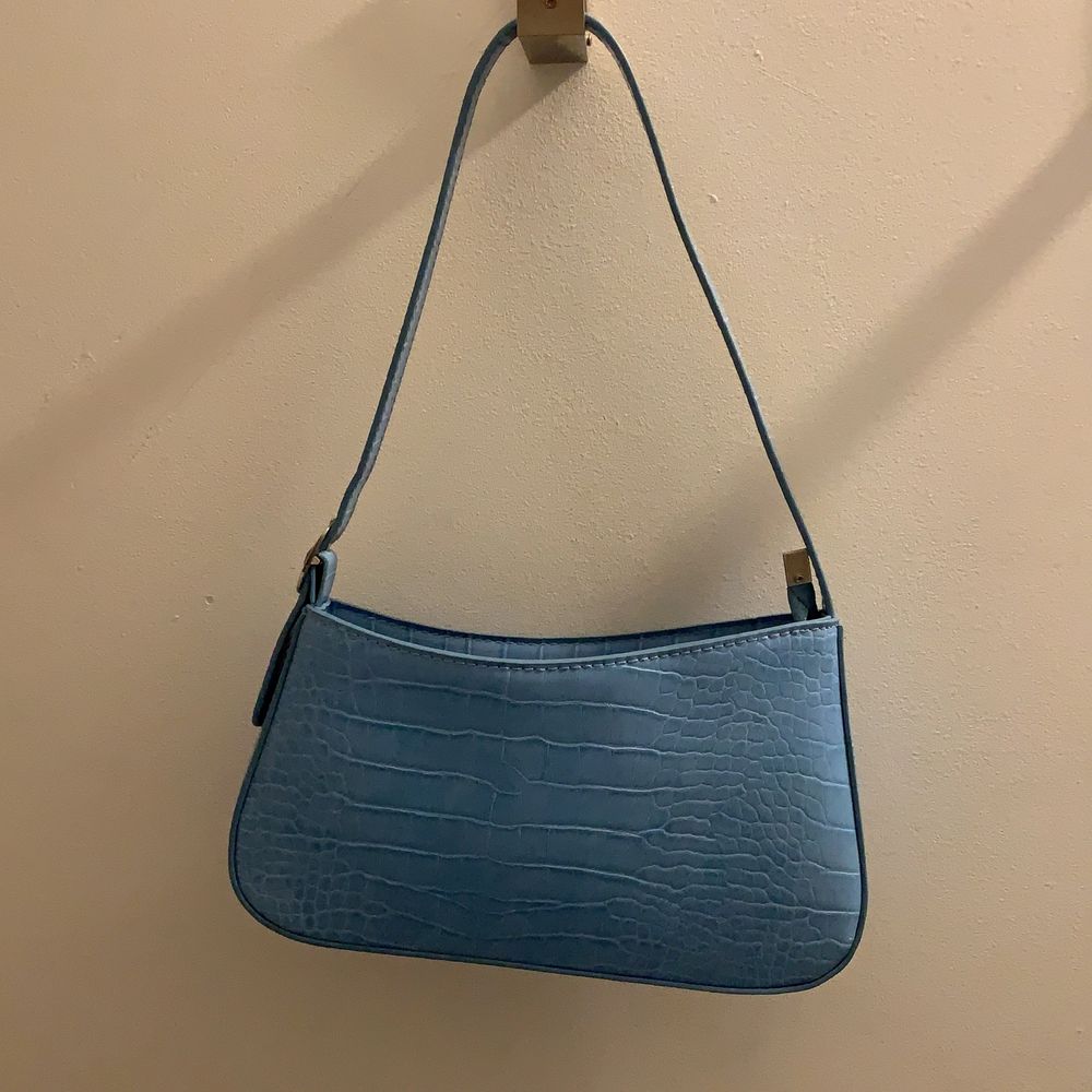 Blå handväska - Väskor | Plick Second Hand
