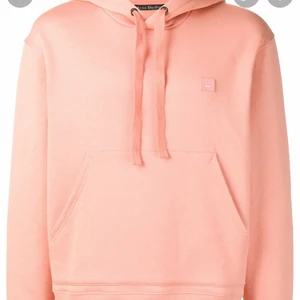 Acne Hoodie  - Säljer denna snygga Acne Hoodie köpt på NK i Sthlm!💕jättefin färg! Säljer då jag har liknande. Mycket bra skick. Nypris: 1700 kr, säljer för 500 kr💕🙌🏼Passar till allt! Storlek S