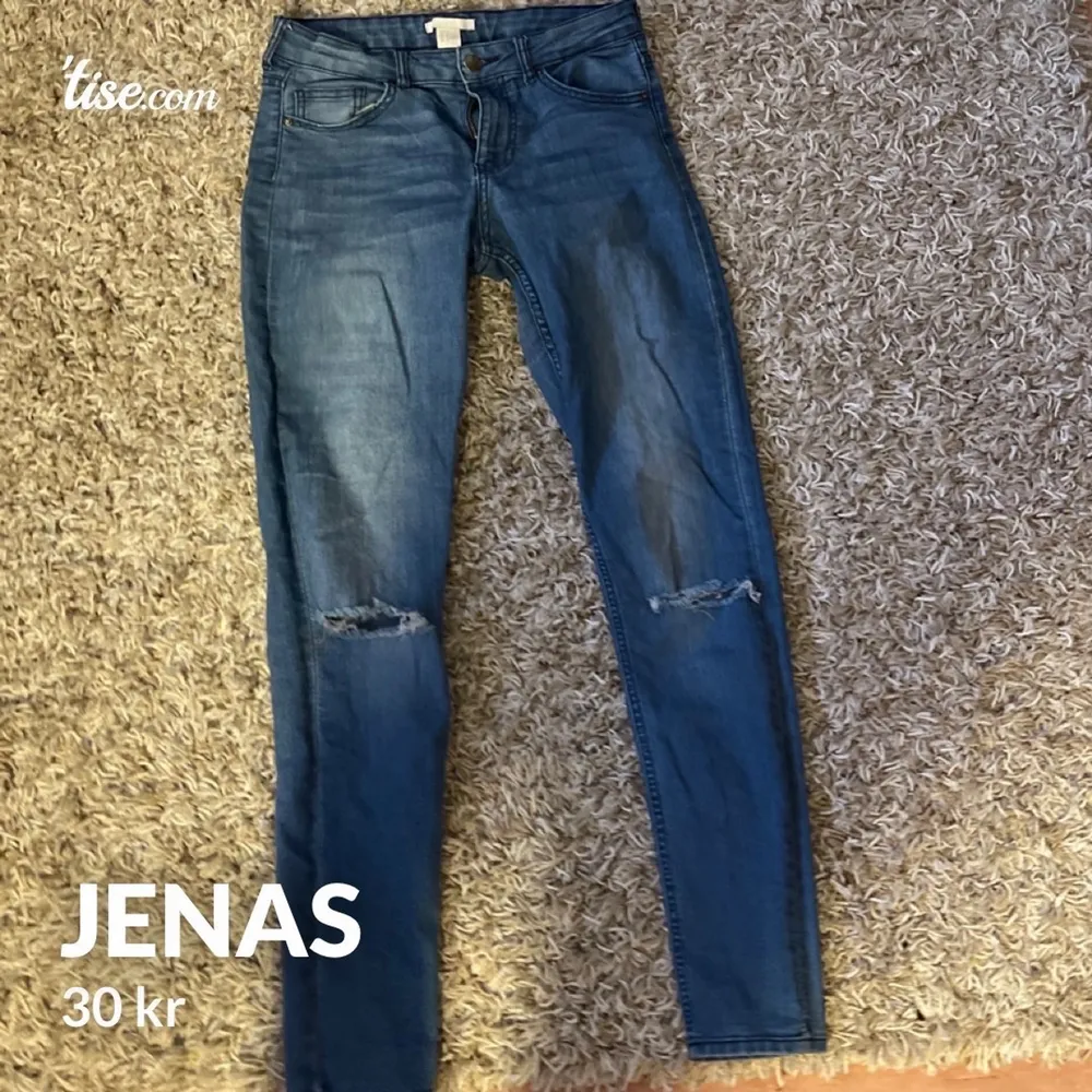 Jeans i fint skick från bikbok!. Jeans & Byxor.