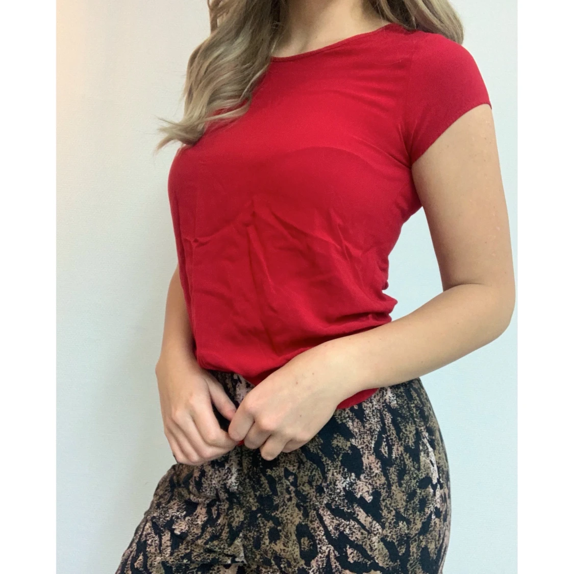 Röd T-shirt Storlek S - 90