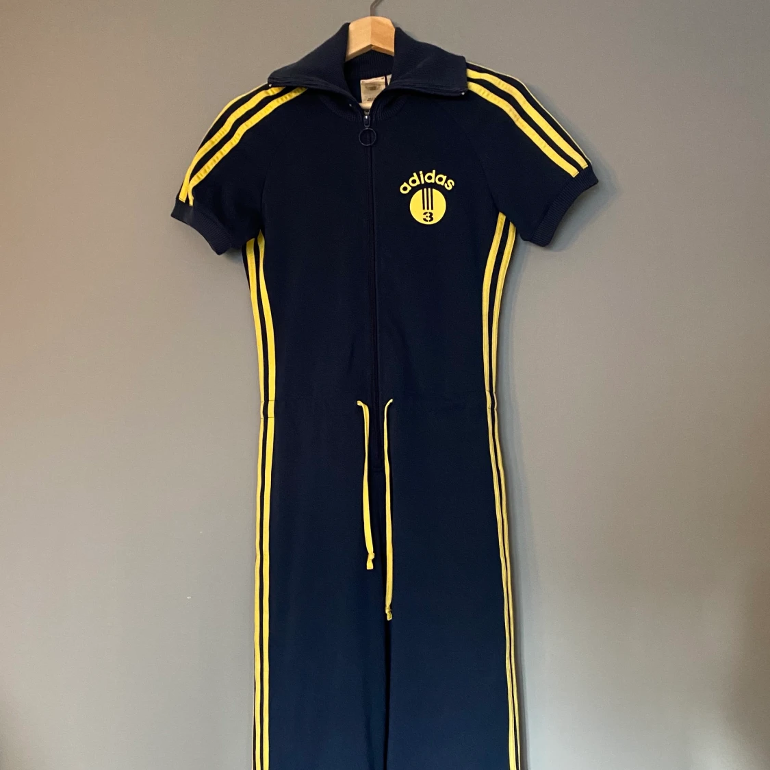 Byxdress från adidas