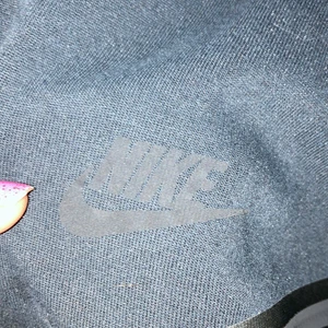 Nike tek svart  - Nike tek svart 