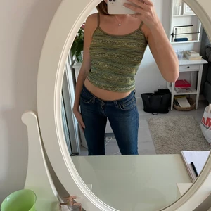 Linne - Linne i storlek medium. 80kr + frakt eller om vi möts upp 💕