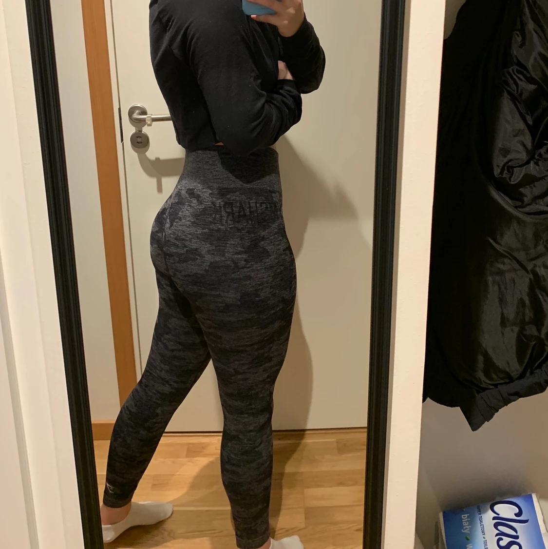 Gymshark  - 90