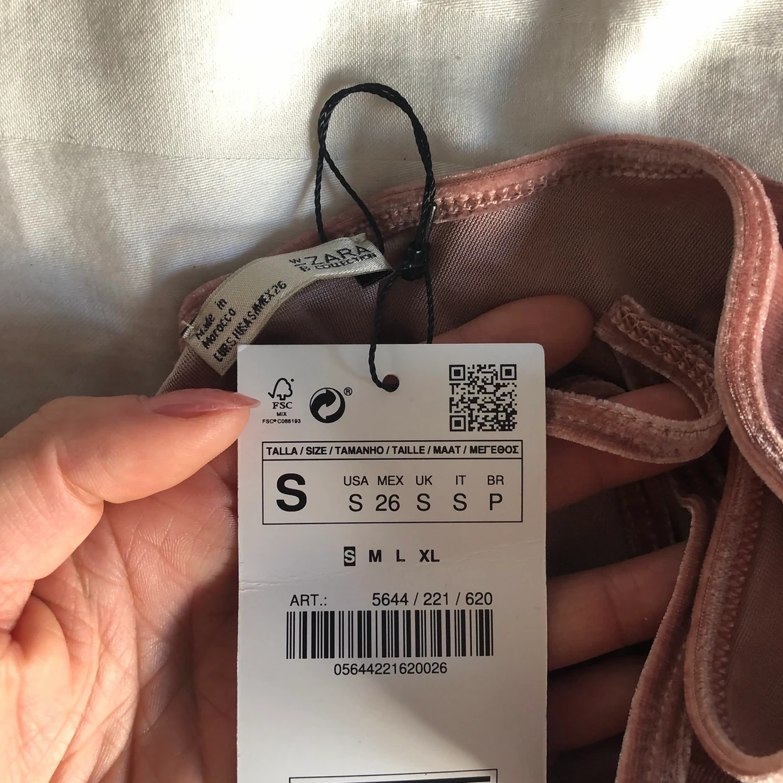 Rosa velour body från Zara - 91