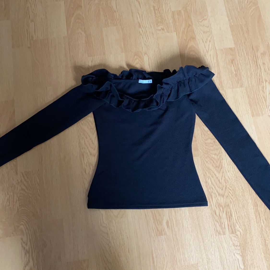 Off Shoulder topp, från Nelly