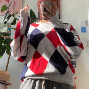 Vintage Pringle tjocktröja - Vintage Pringle tjocktröja i stickat material, strl M