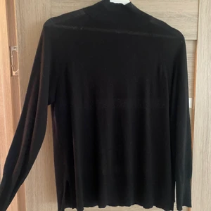 Polotröja zara - Stickad polotröja från zara storlek S