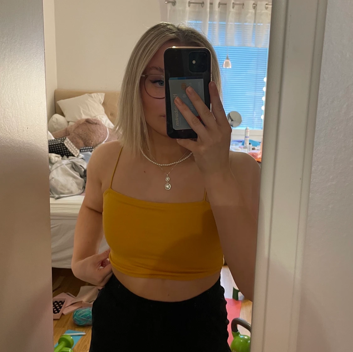 Gult linne NA-KD x Hannah licious  - 90