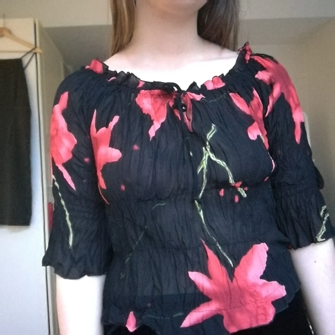 Blommig blus från Humana - 90