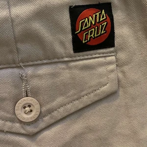 Santa cruz byxor - Snygga Santa Cruz byxor bara använd några gånger och är XS! Köpare står för frakt