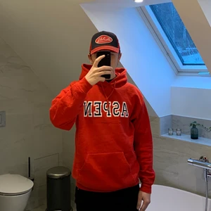 Aspen Hoodie - Väldigt fint skick