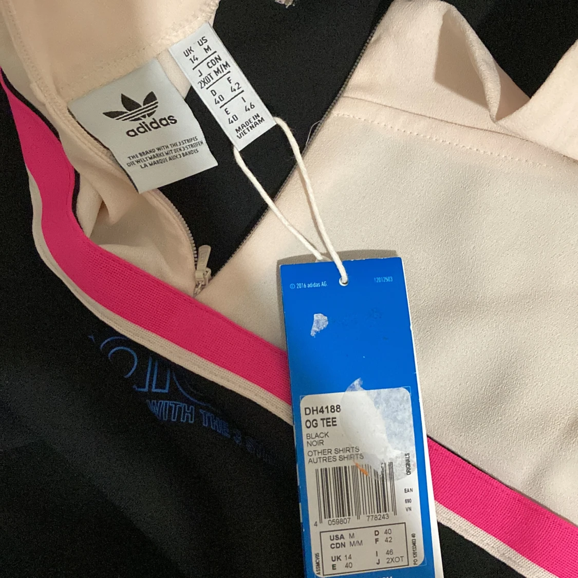 Adidas T-shirt  - 91