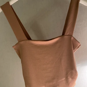 Beige linne strl s new yorker - Beige linne från New yorker i strl s, helt ny med prislapp