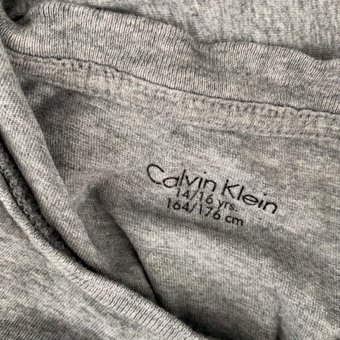 Calvin Klein långärmad  - 91