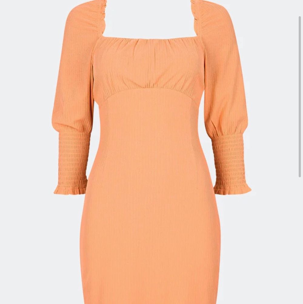 Orange Somrig klänning - Bik Bok | Plick Second Hand