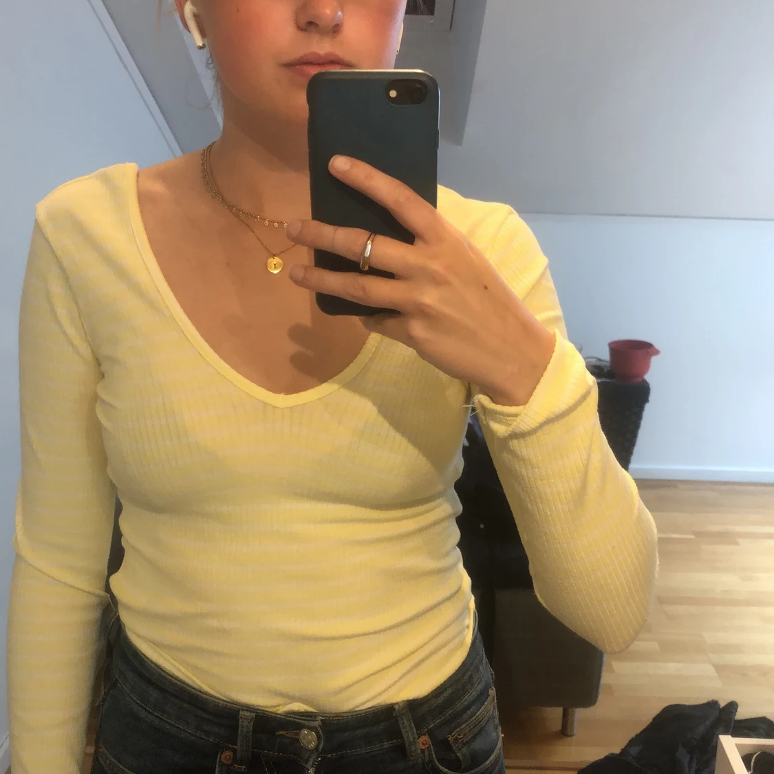 Bikbok gulvitrandig tröja - 90