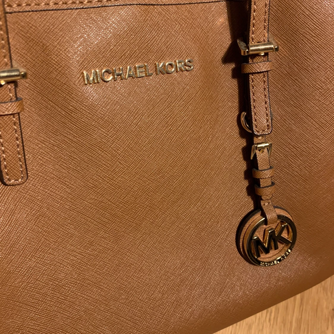 Michael Kors väska  - 91