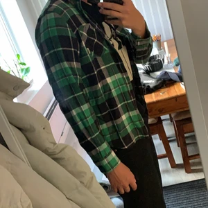 Vans skjorta - Grön och svart vansskjorta 