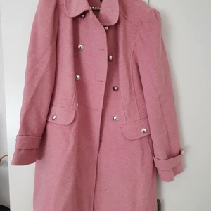 Dorothy Perkins kappa - Storlek 46 