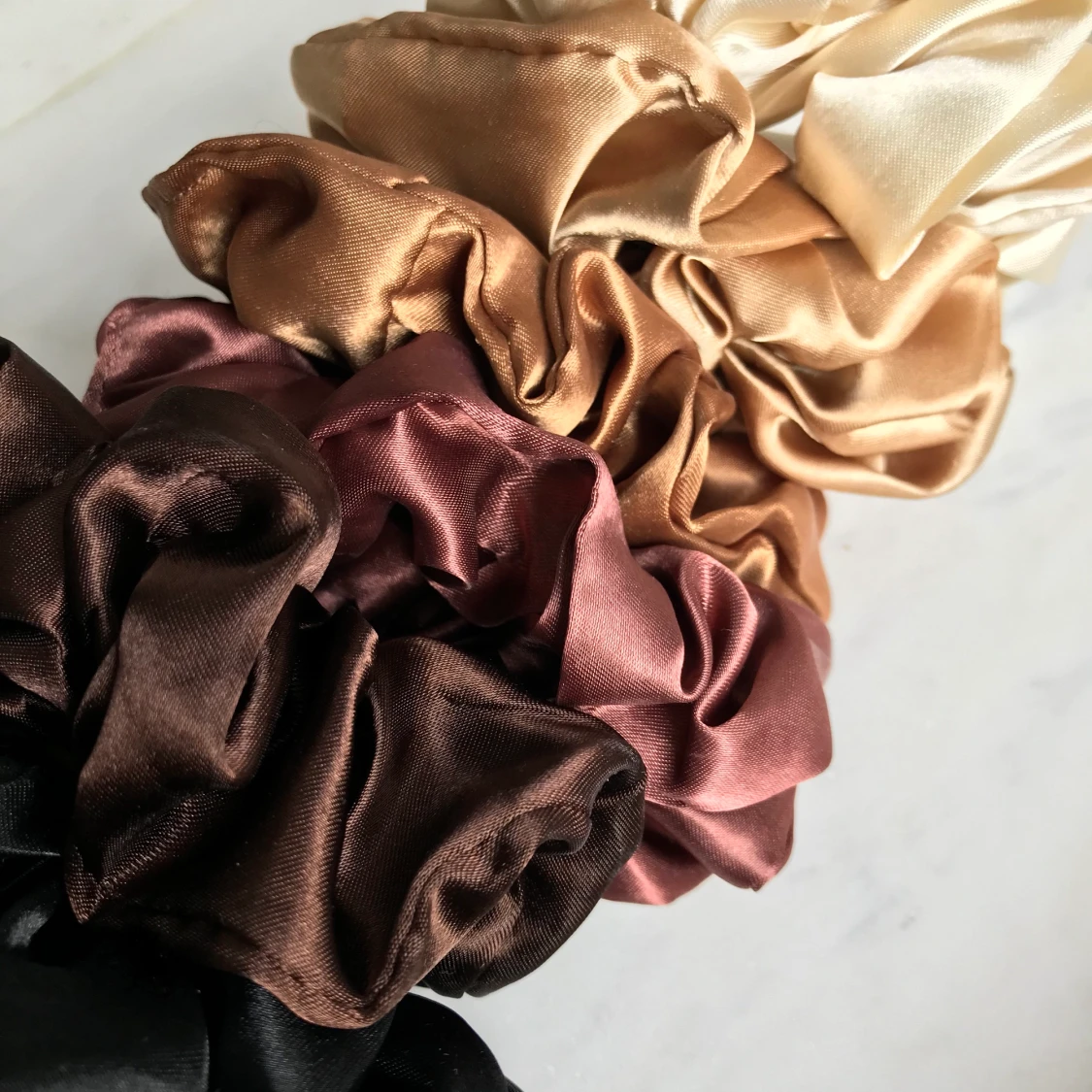 Satin scrunchie 6st  - 90