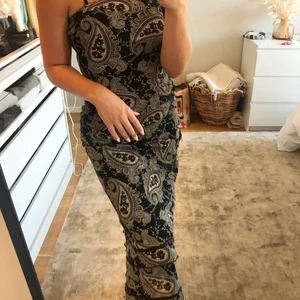 Lång klänning - Fin lång klänning i storlek S