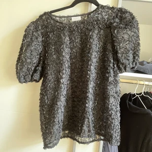 Vila top i 38  - Söt tröja 