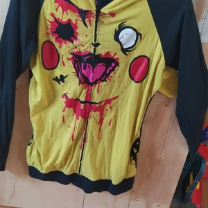 Cupcake cult hoodie piccachu - Strl XL i mycket gott skick! 