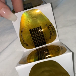 Nagelmallar - Säljer dessa nagelmallarna. Det kommer 17 sådana. Skriv vid fler frågor! 🤍