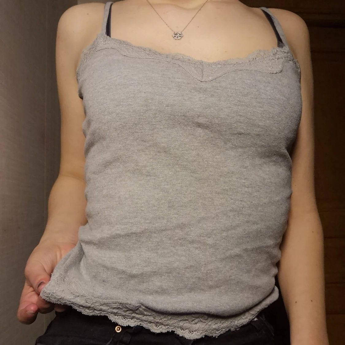 Ljusgrått basic linne storlek S - 90