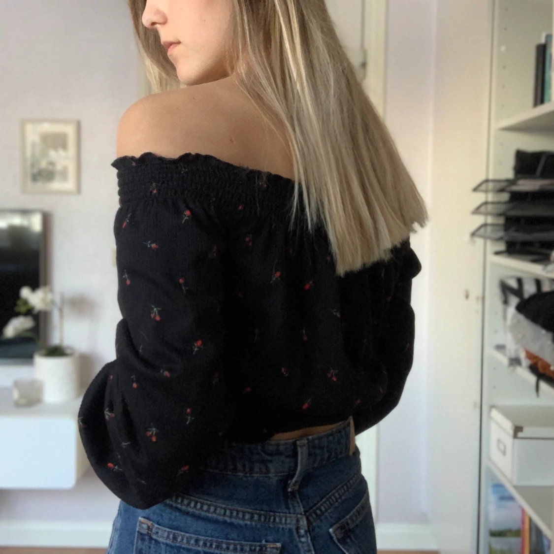 Offshoulder med rosor  - 90