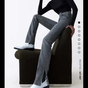 Zara jeans med slits - Jeans som nt kmr t användning strl 34💕 använda 1 gång