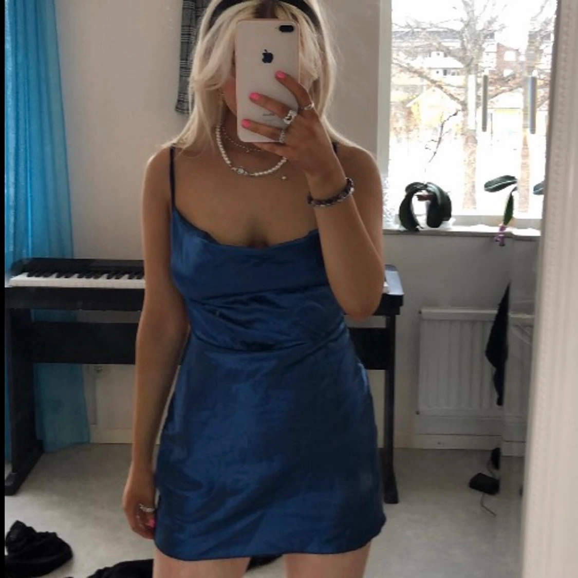 Skitsnygg och sexig klänning/nattlinne med öppen rygg💙