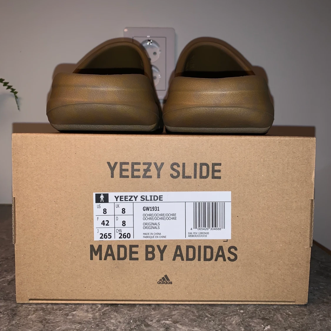 Adidas Yeezy Slide - 91
