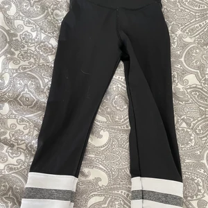 Tränings thights  - Tränings thights från Cubus i xs. Väldigt bra kvalitet 