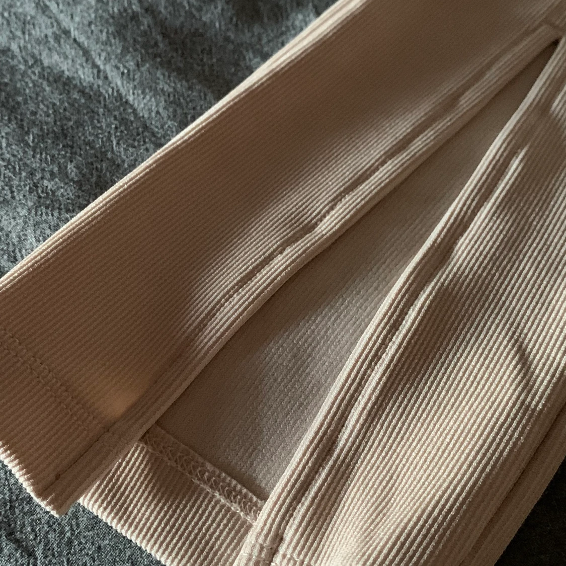 Beiga tighta fin byxor  - 91