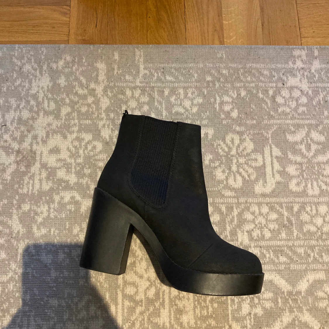 H&M divided stövlar 40 - 91